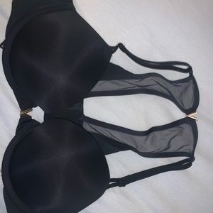 Victoria Secret bra *ONLY WORN ONCE*